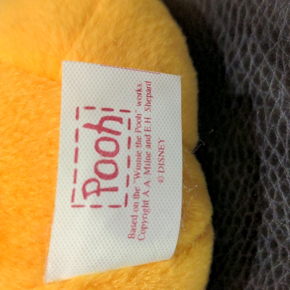 Rare find 💎 Scout Winnie the Pooh plush - Picture 3 of 5